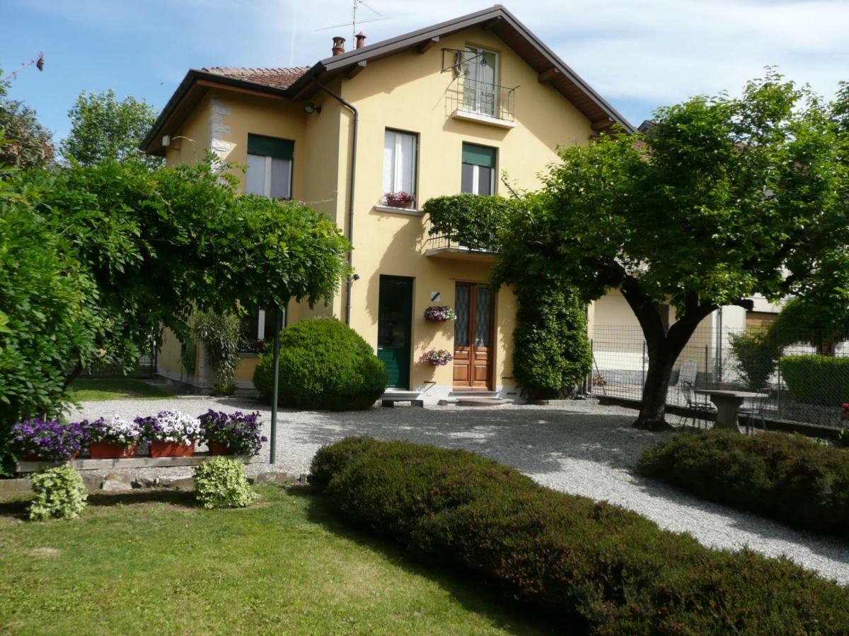 Piccolo Lago Travedona Exterior photo